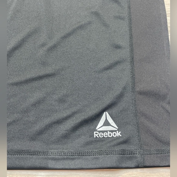 Reebok Boy’s Tank Top Athletic Muscle Top Shirt Black Size 4/5 XS Extra S NEW - Picture 2 of 7